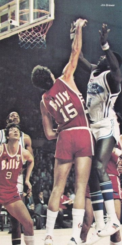 Gianelli in stoppata